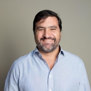 Foto de disertante Dr. Augusto Lavalle Cobo